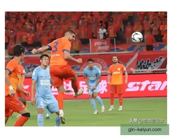 中超赛季亮点：各支球队表现各异，竞争态势愈加激烈